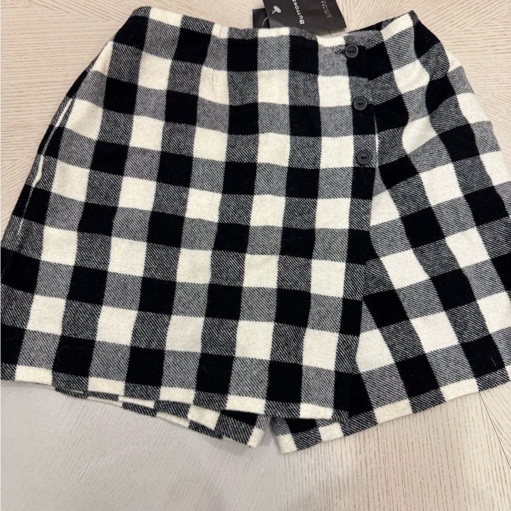 Never worn with tags The Limited wool Black and White Plaid Skort